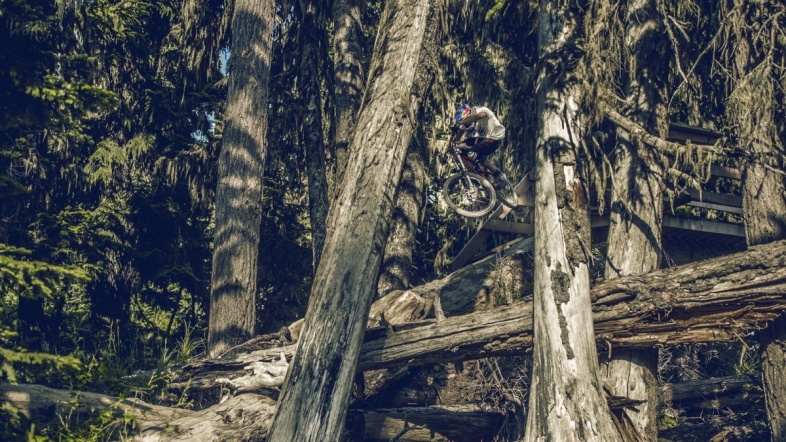 szymon-godziek-roots-whistler-6