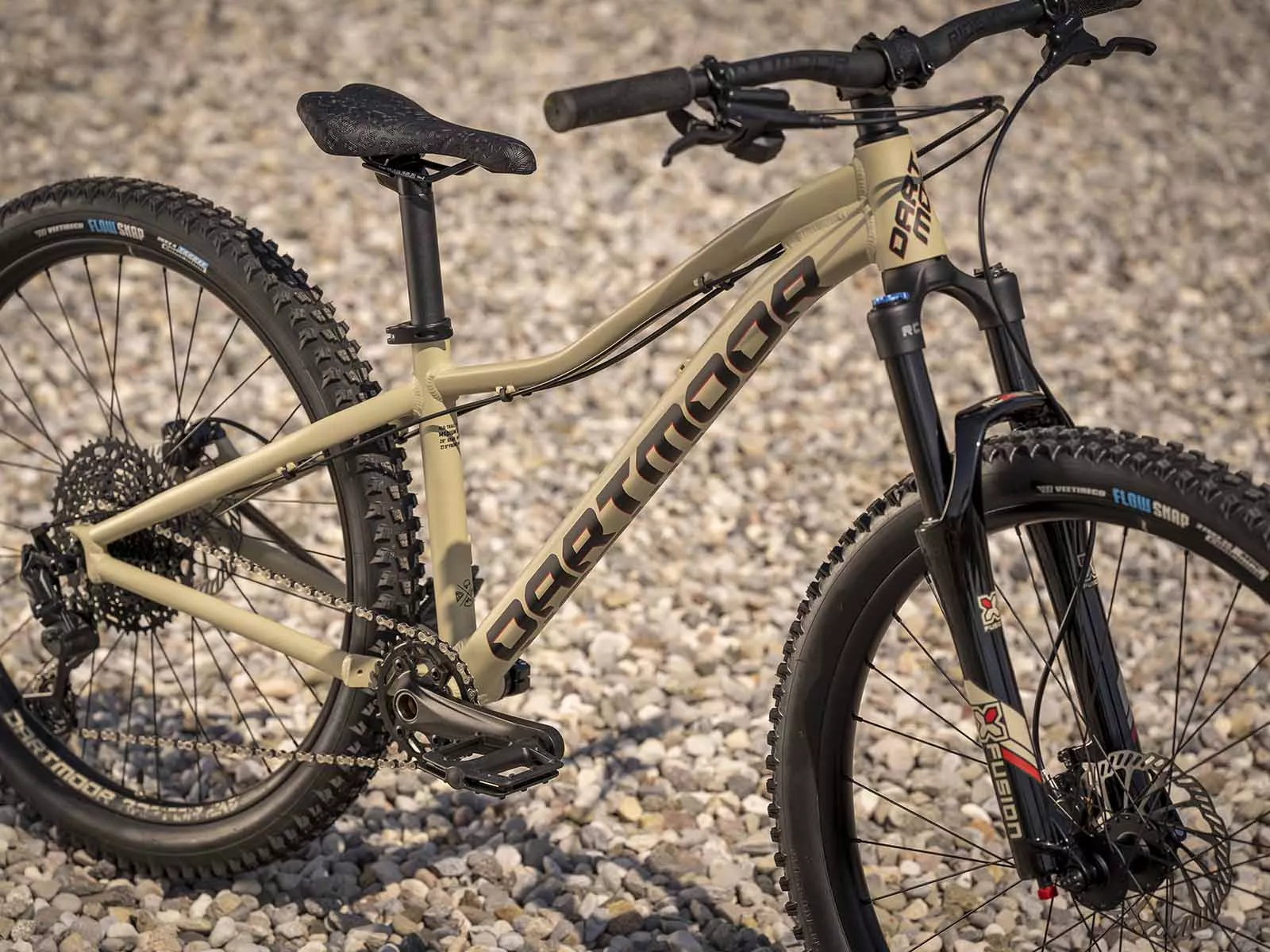 Junior 27.5 mountain bike on sale