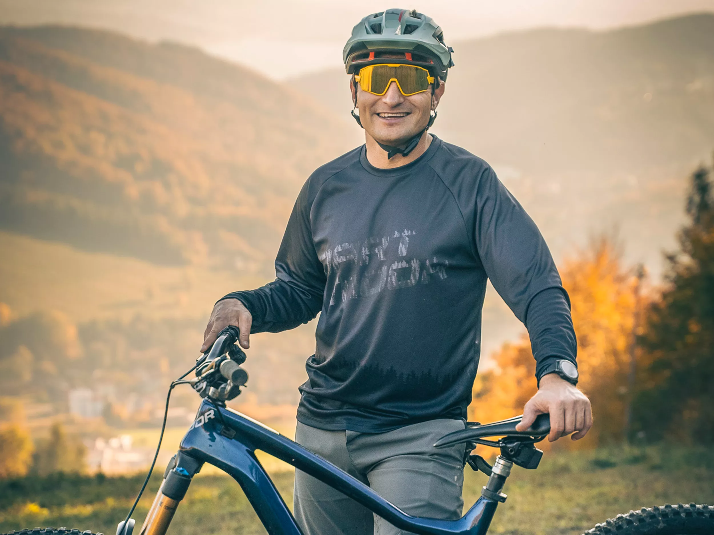 BLACKWOODS LONG SLEEVE | Dartmoor-bikes