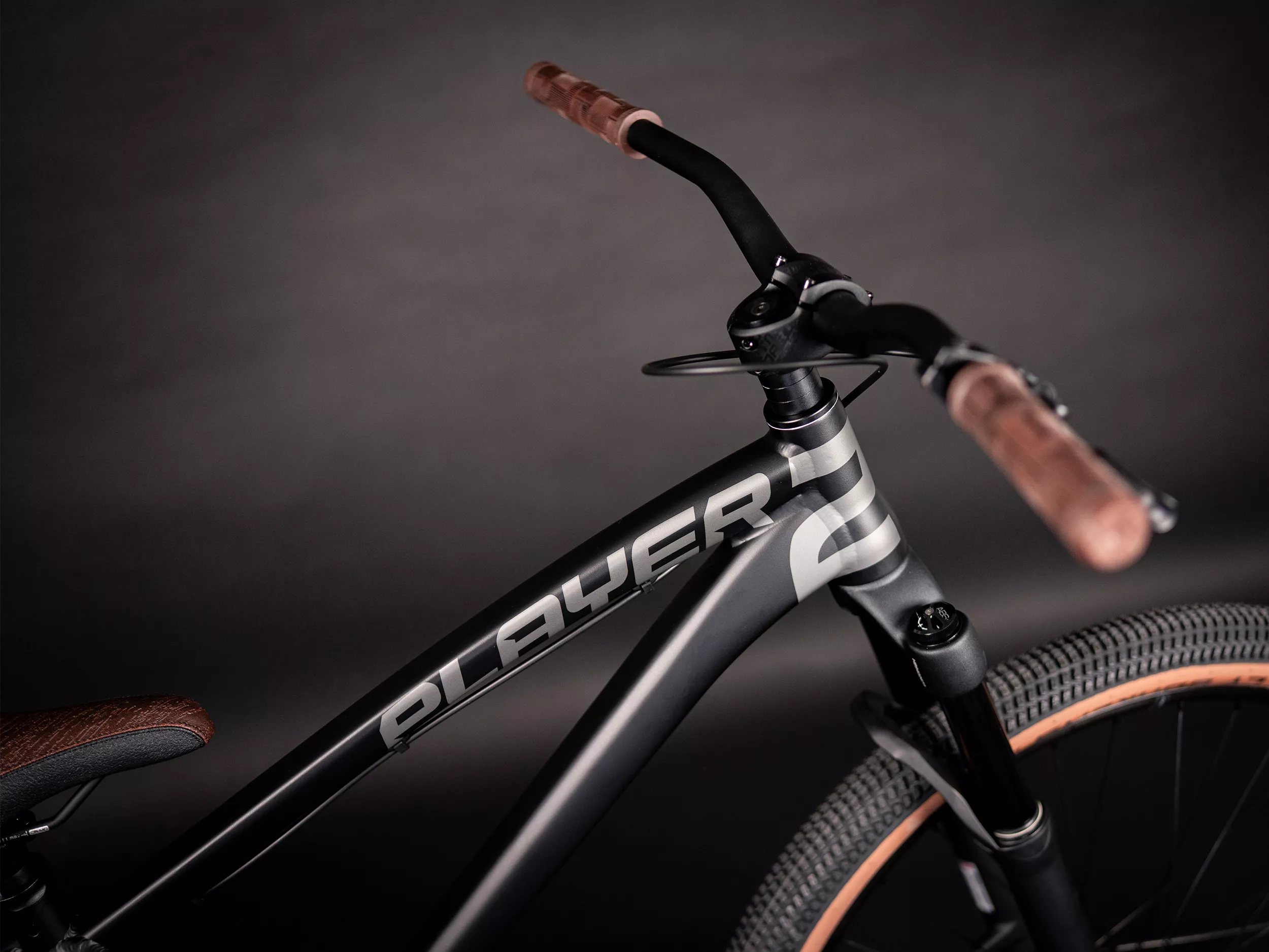 自転車本体 DARTMOOR 26player s-l1200.jpg