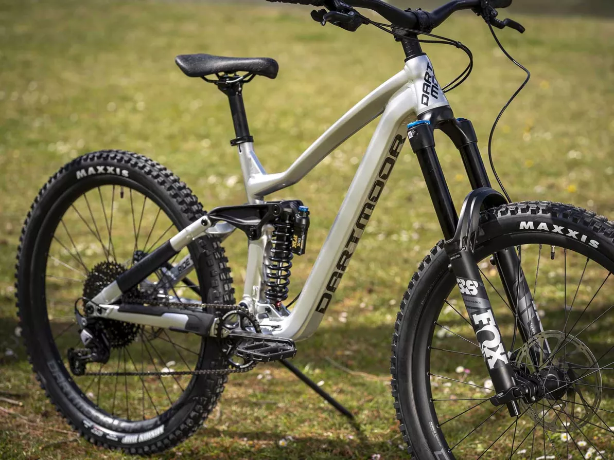 THUNDERBIRD FR PRO 2025 | Dartmoor-bikes
