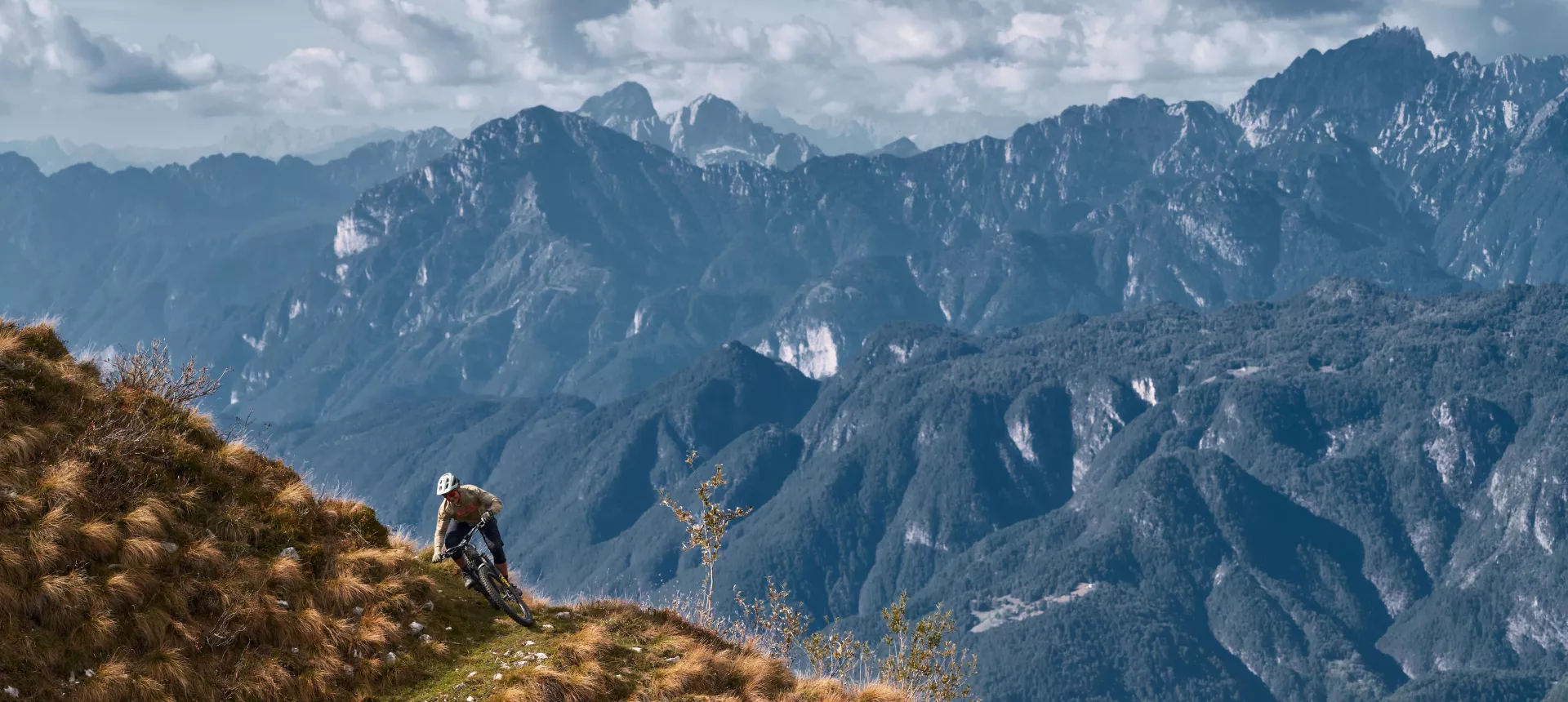 E-biking Adventure in the Julian Alps: Janek and Paweł's Thrilling Journey